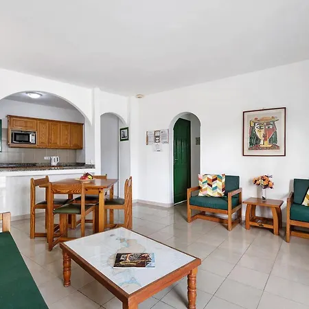 Spacious Sunny Relaxing Lanzarote بيت للعطل بويرتو ذيل كارمين